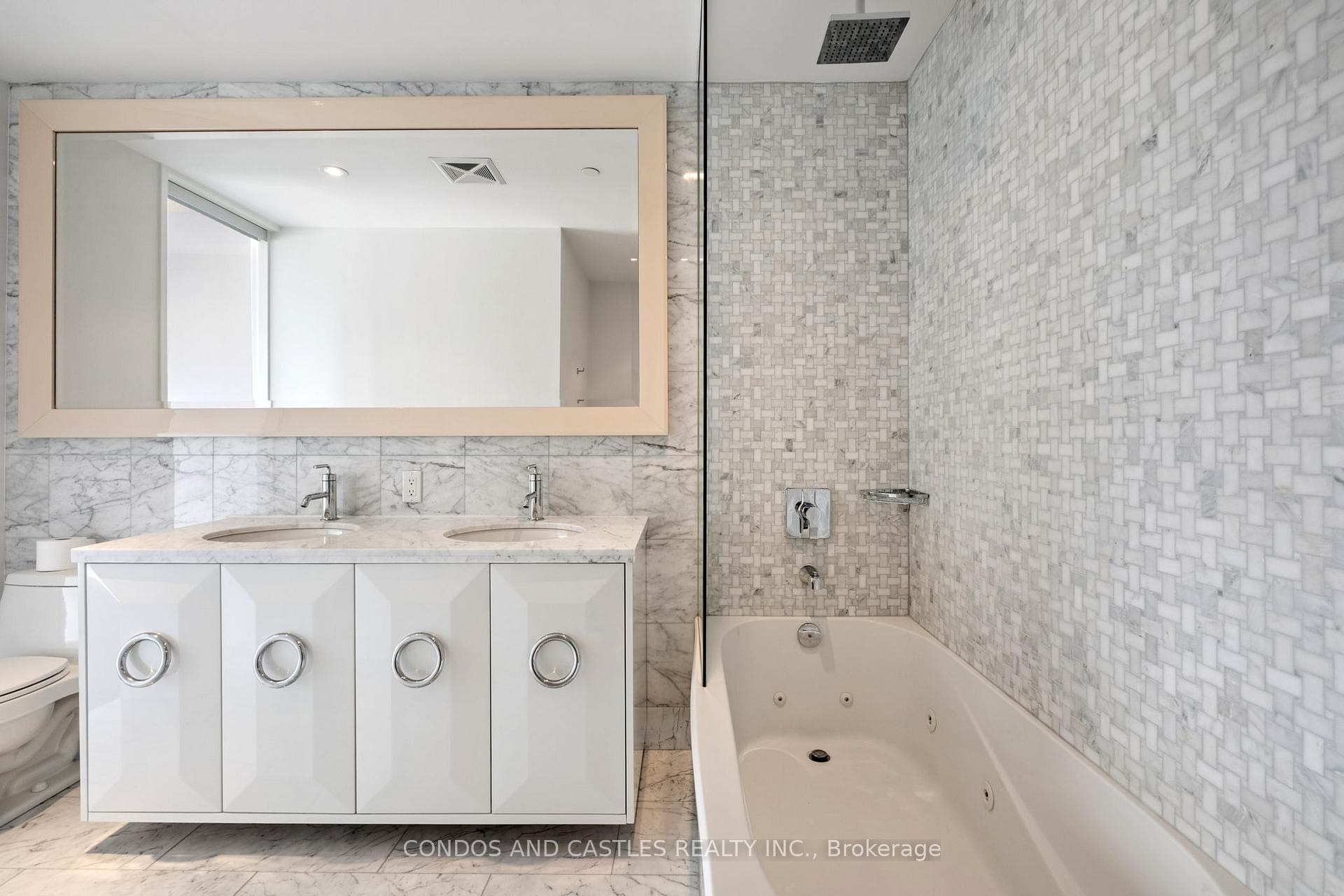 88 Park Lawn Road Unit 2907 photo 26