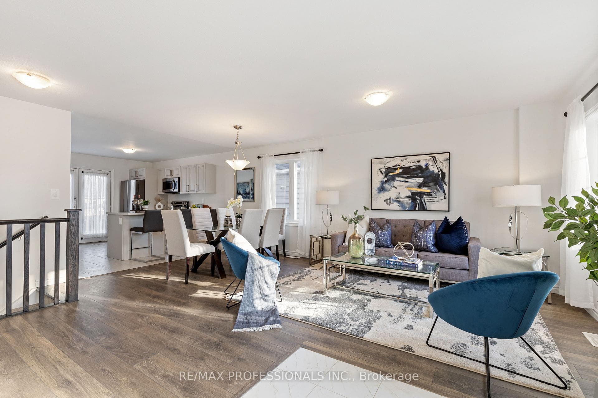 90 Delong Drive photo 5
