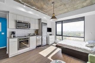 105 CHAMPAGNE Avenue Unit 1918 photo 15