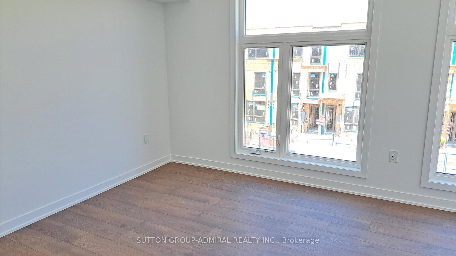 113 Green Gardens Boulevard photo 7