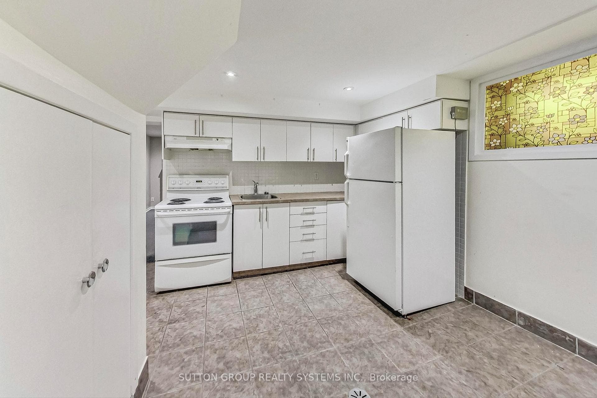 Kitchen Area of Nanny Suite