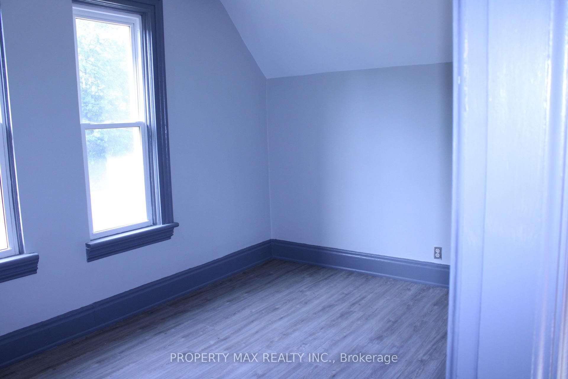 5363 Davis Drive photo 8