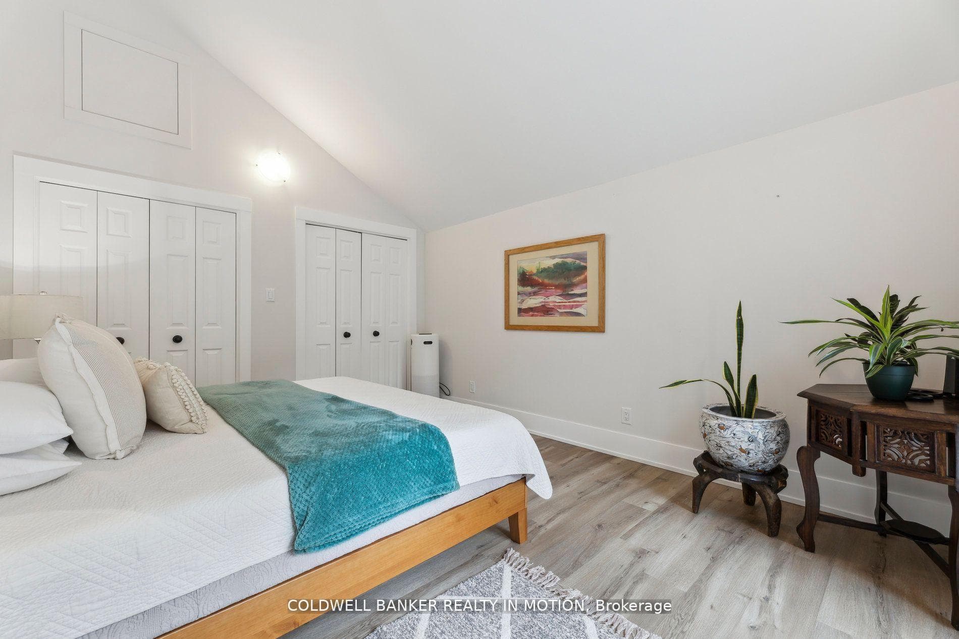 504 Birch Point Road photo 17
