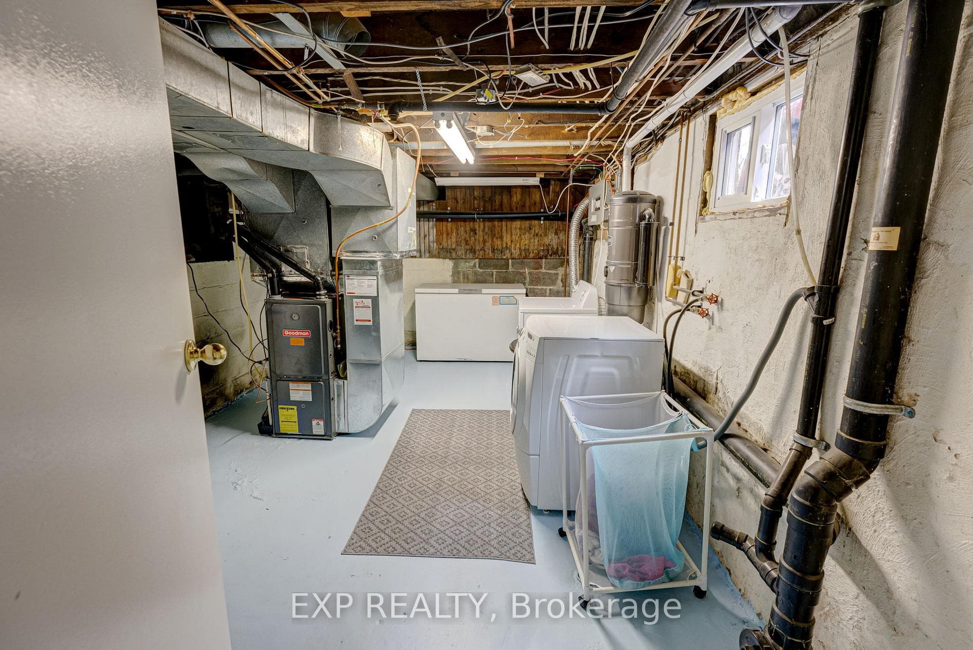 766 Hamilton Road photo 24