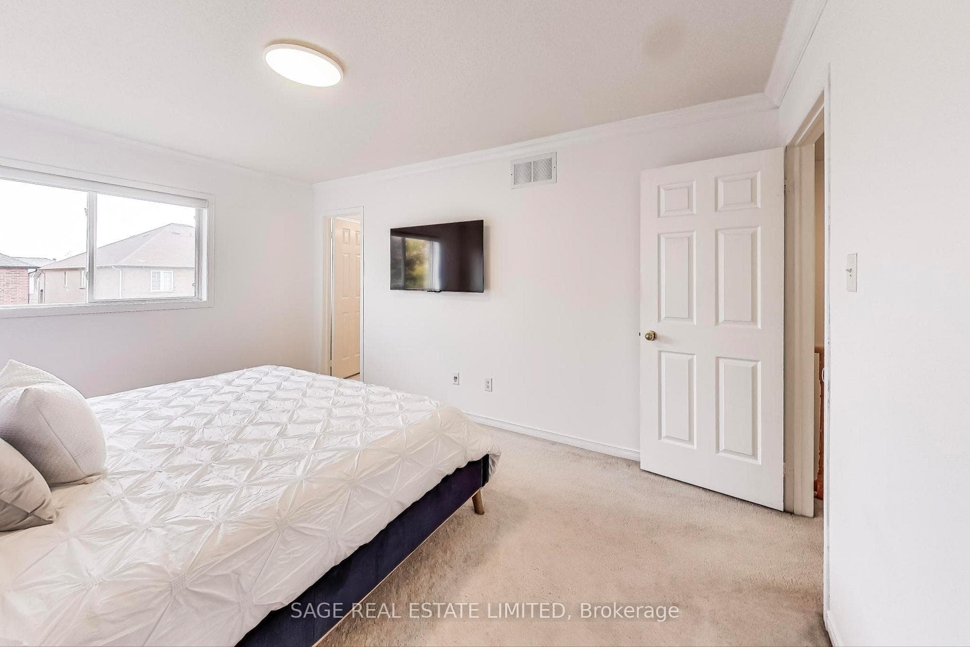 1862 Creek Way photo 17