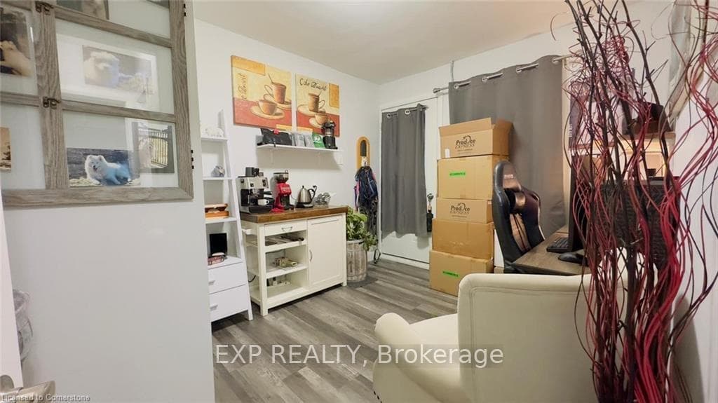 157 BRUCE Street Unit 5 photo 4