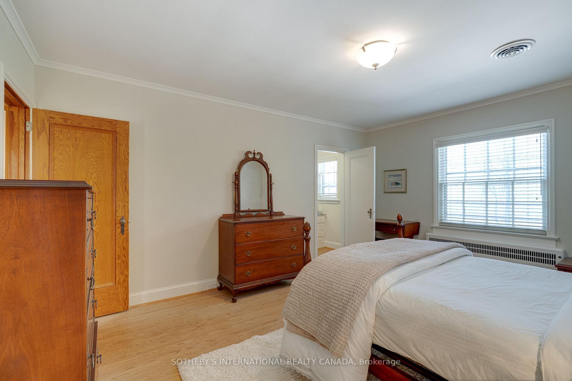 90 Coldstream Avenue photo 28