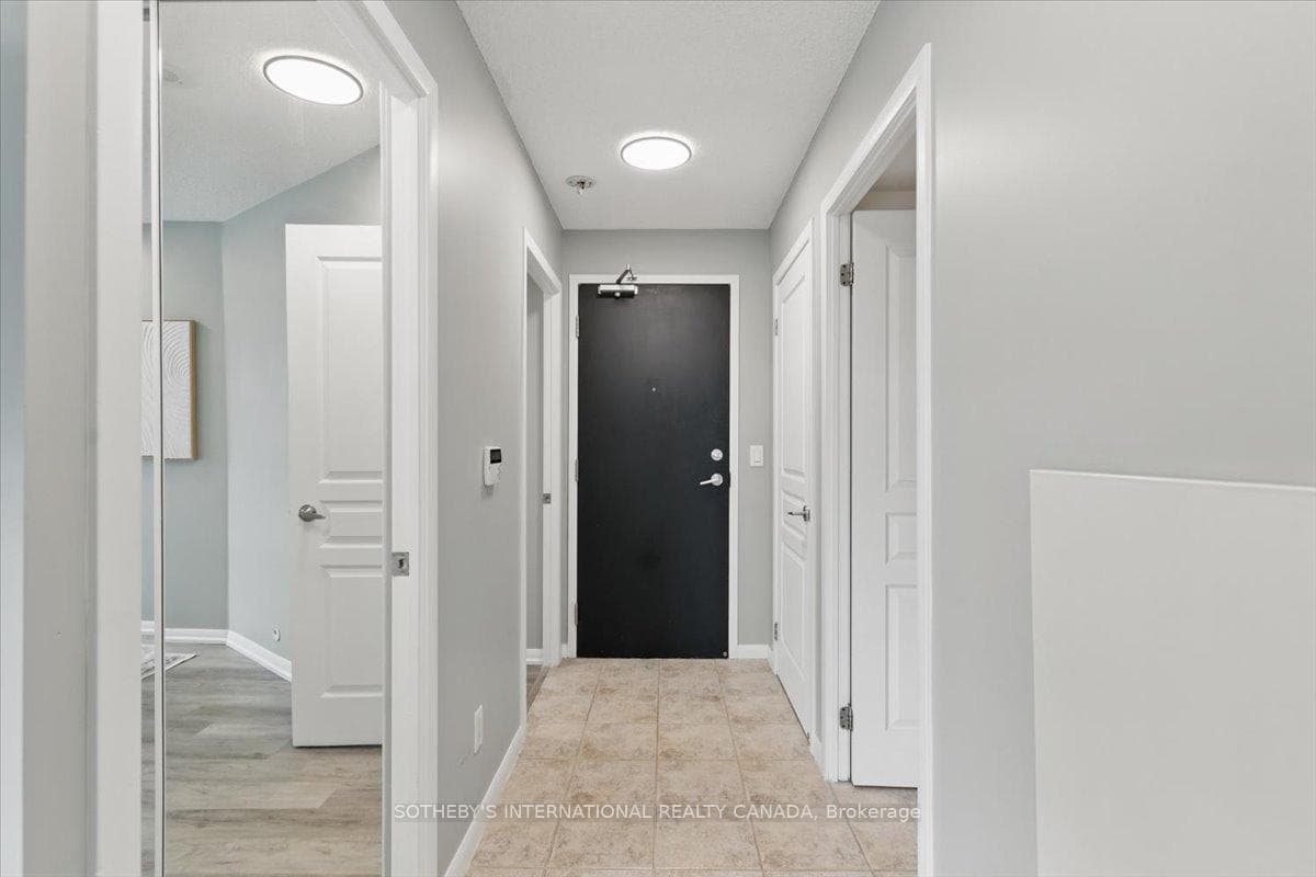 18 yonge Street Unit 2903 photo 5