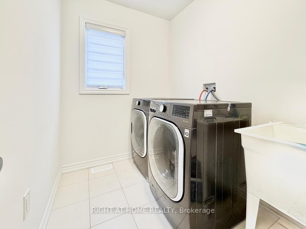 79 Calypso Avenue photo 14
