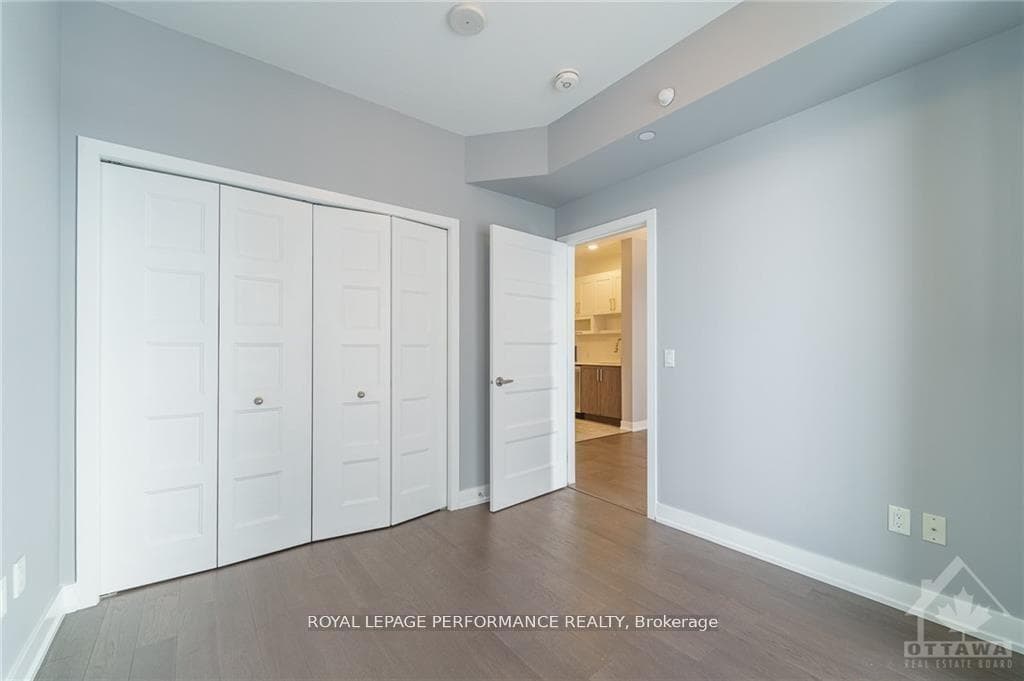 200 Inlet Private Unit 1005 photo 18