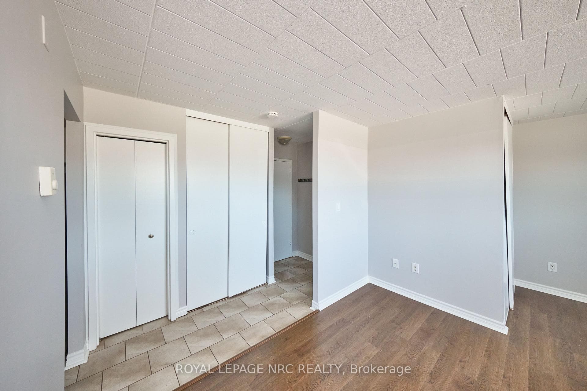 90 Woodlawn Road Unit 4 photo 2