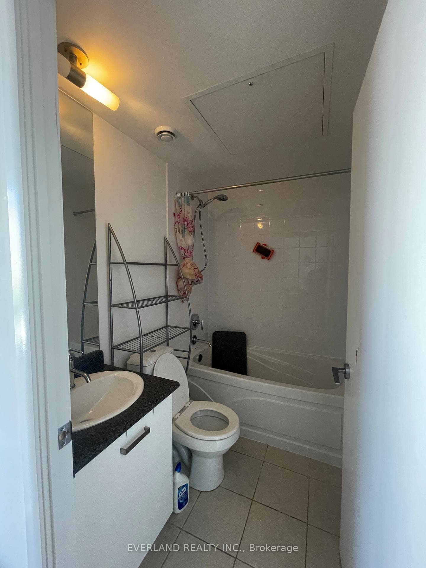 832 Bay Street Unit 604 photo 6