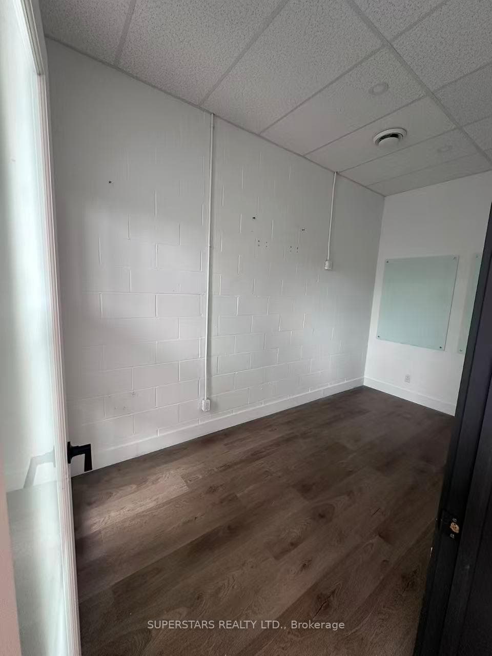 280 Yorktech Drive Unit 20 photo 6