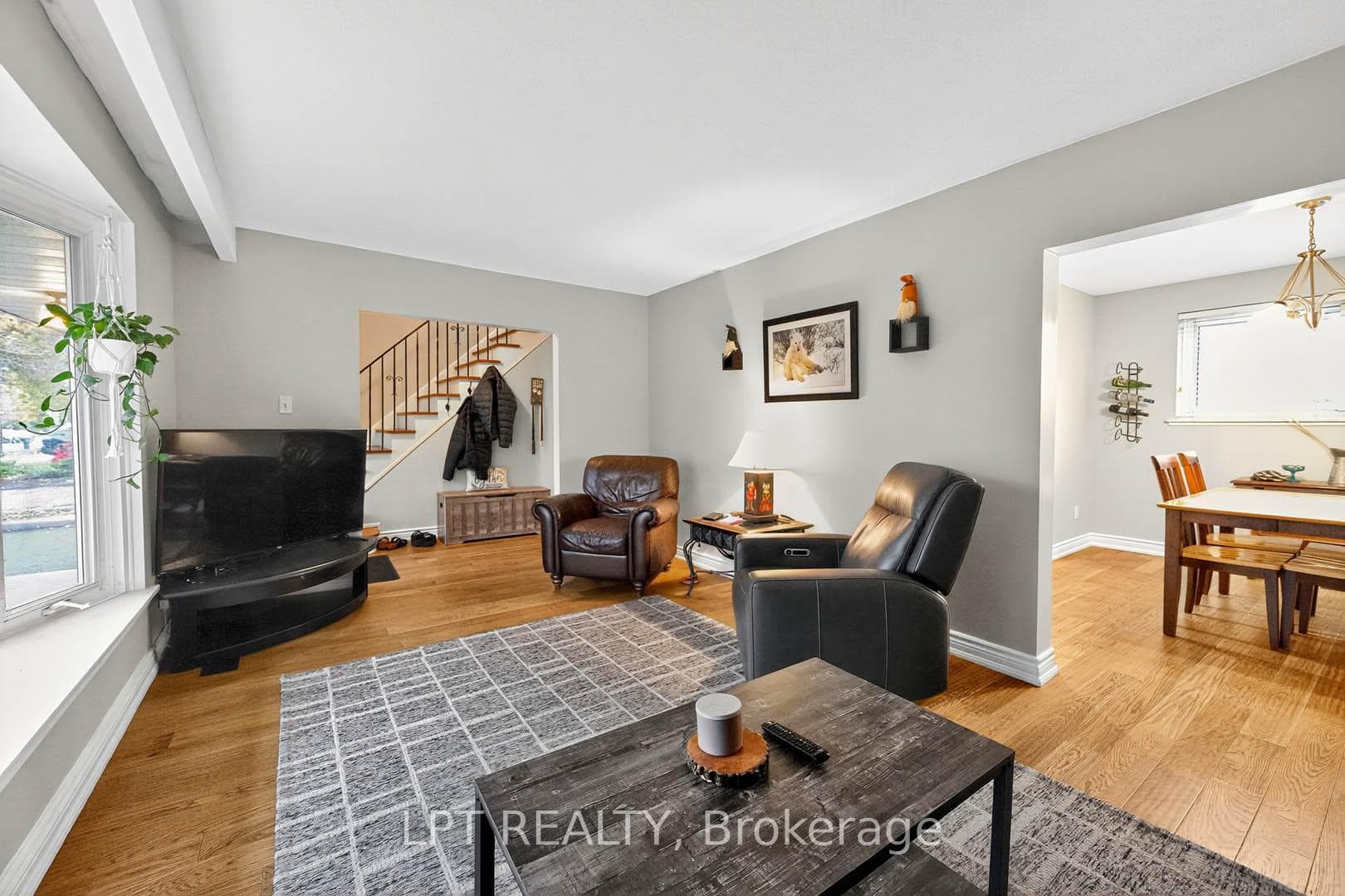 14 Caledon Crescent photo 9