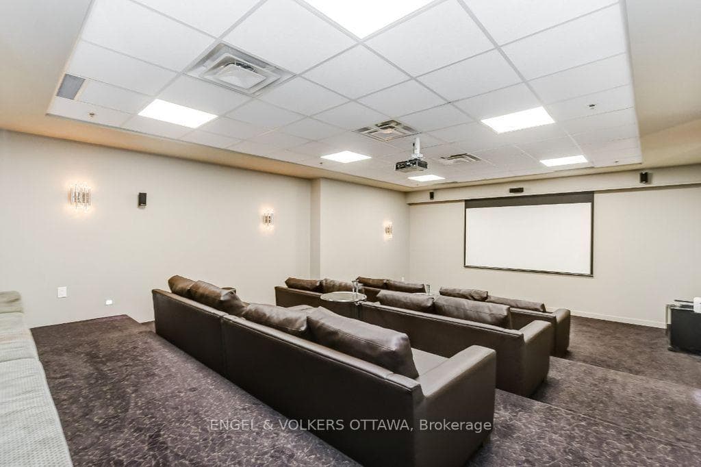 360 Patricia Avenue Unit 106 photo 24