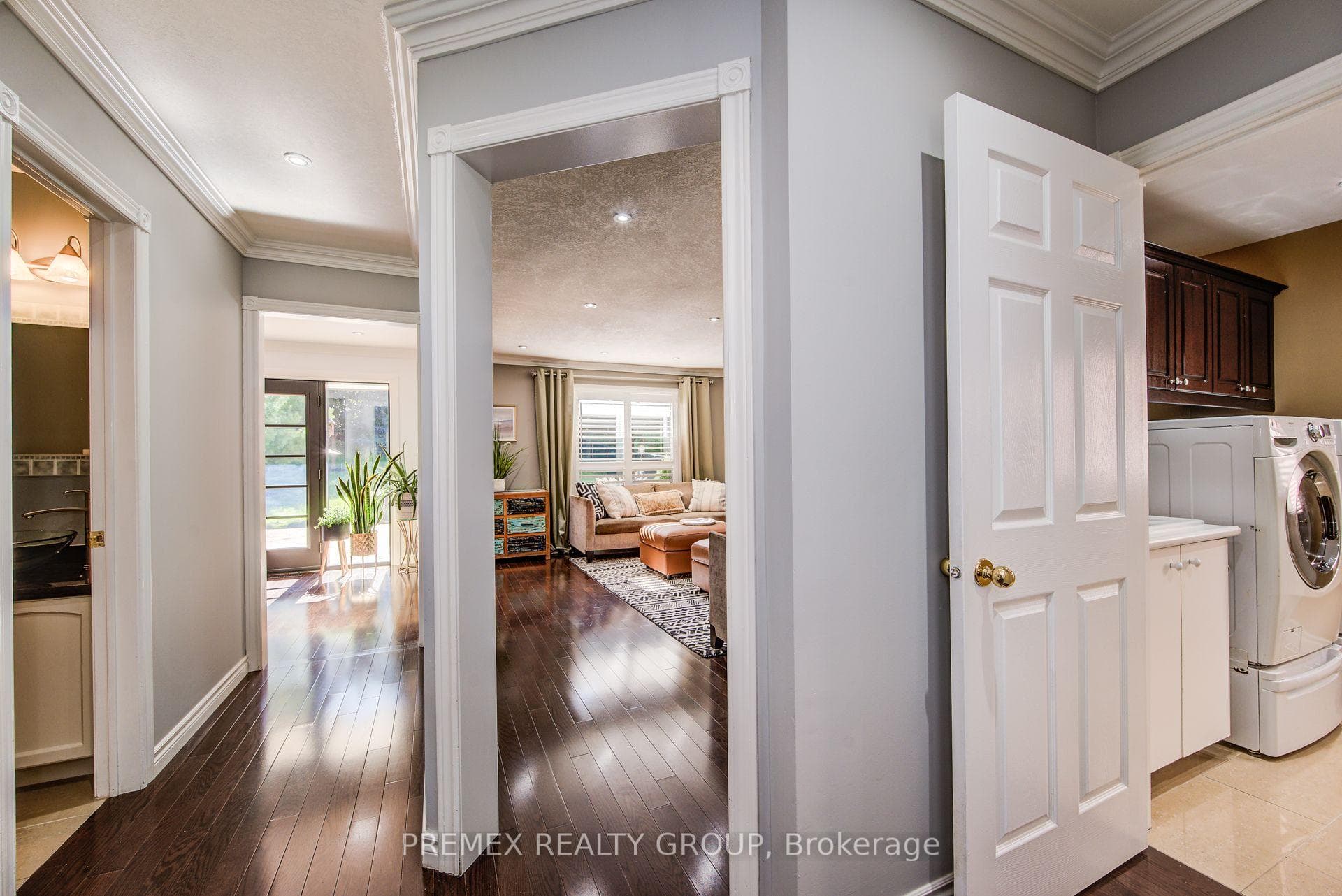 30 Hume Drive photo 16