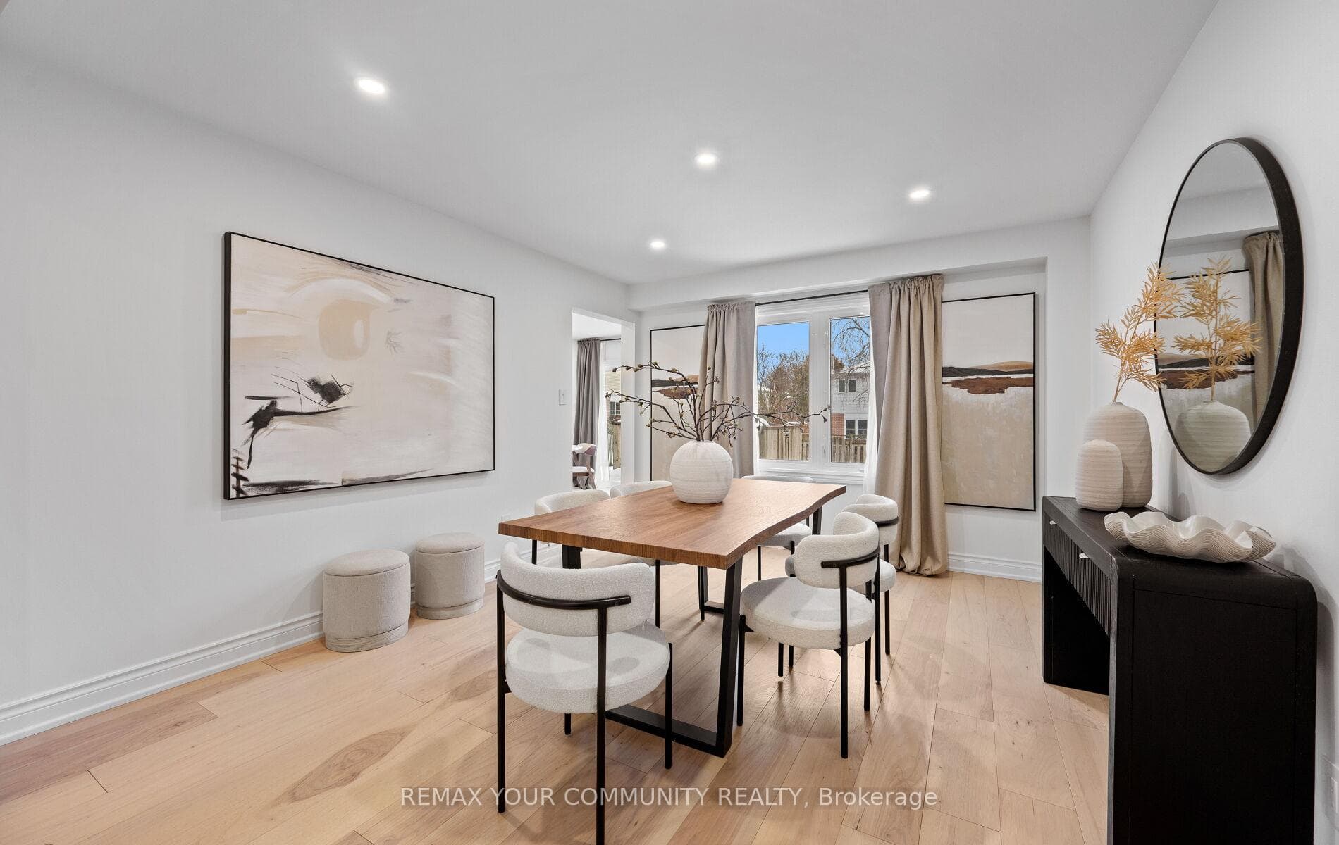 382 Vanden Bergh Boulevard photo 8