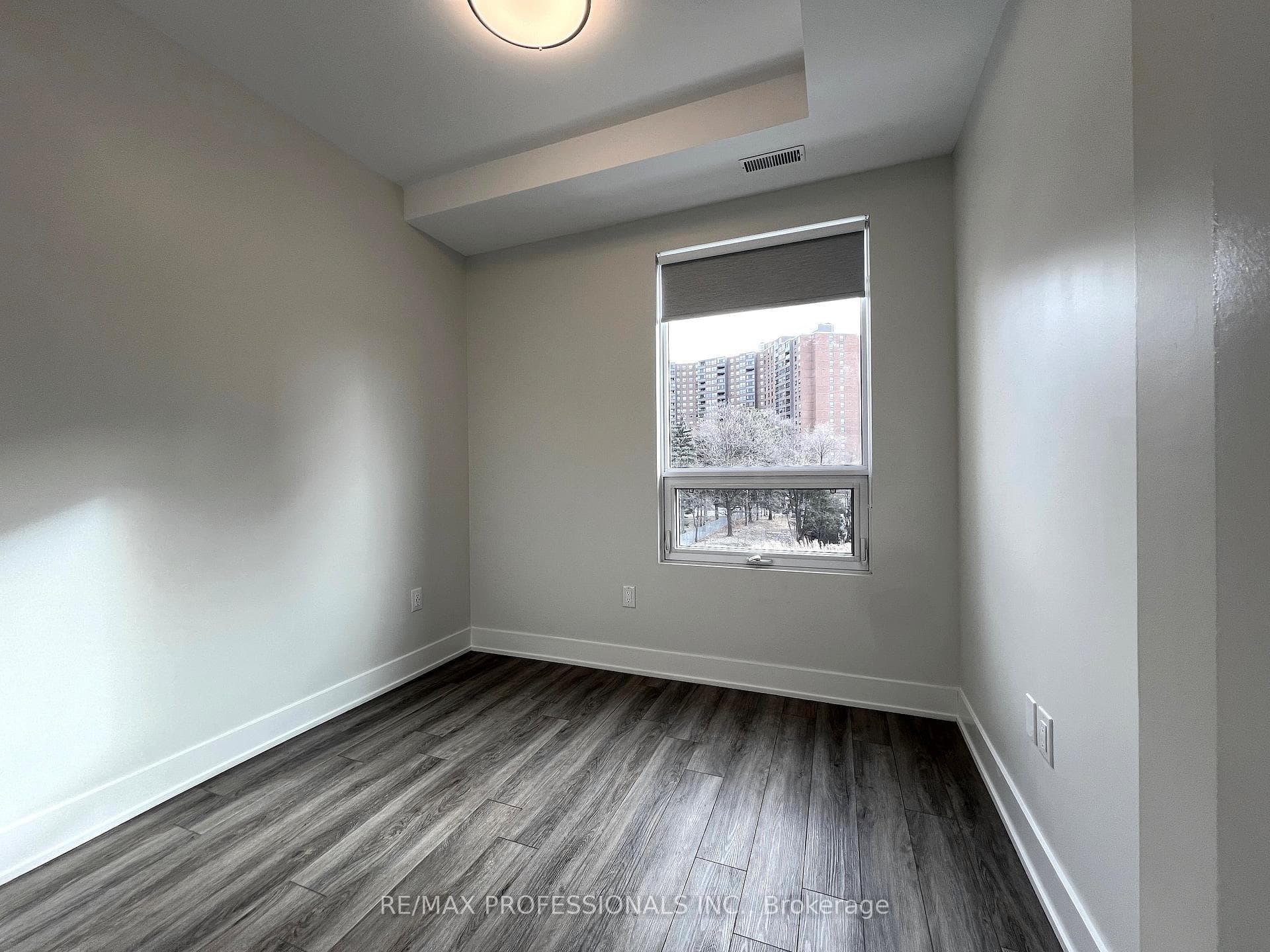 62 Dixfield Drive Unit 102 photo 22