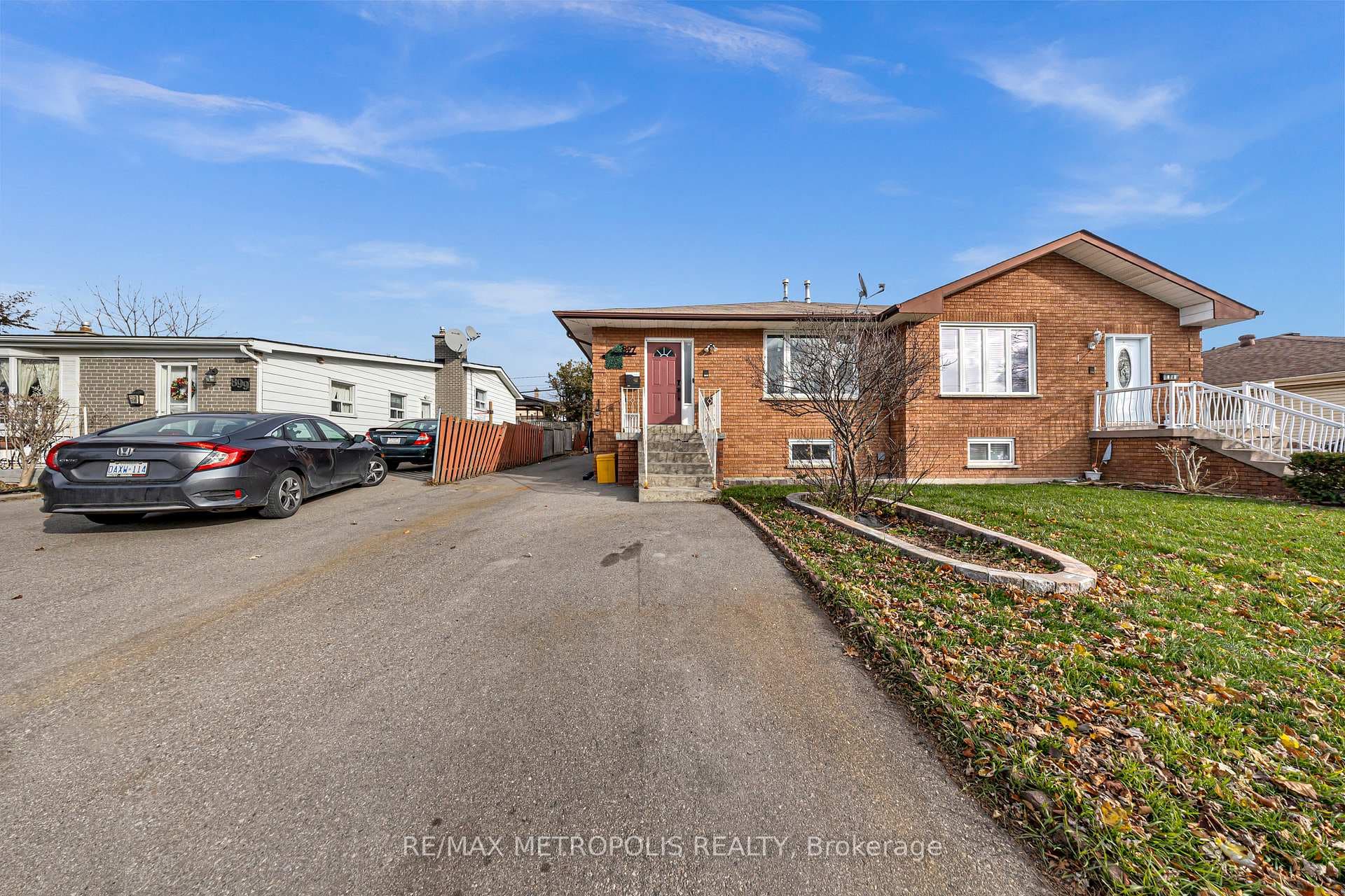 897 Liverpool Road Unit Bsmt photo 2