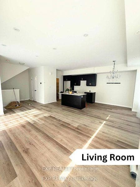155 Equestrian Way Unit 121 photo 9