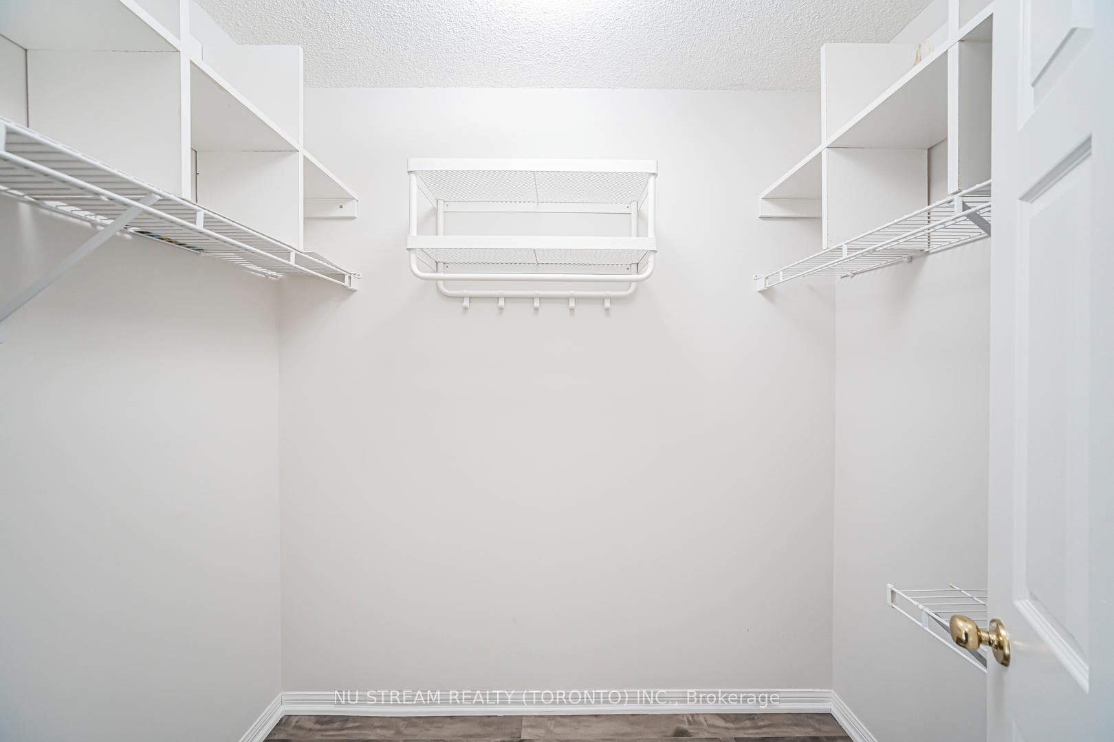 7 St Moritz Way Unit 5 photo 40