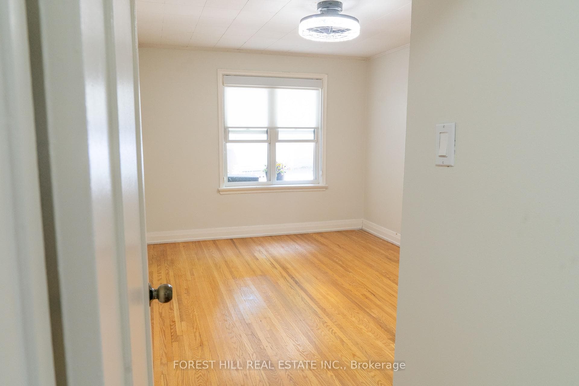 17 Love Crescent Unit Main photo 15
