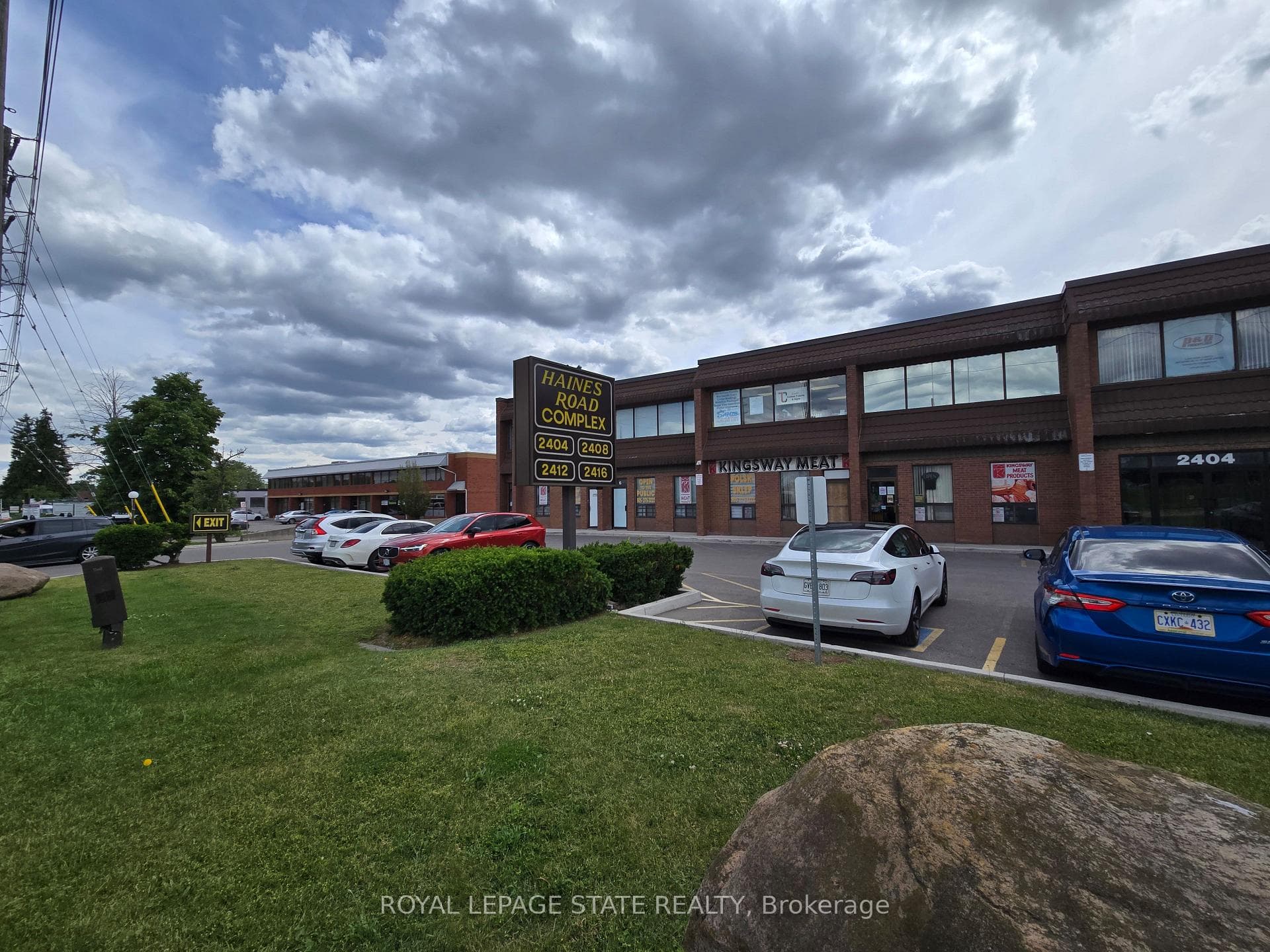 2404 Haines Road Unit 208 photo 12