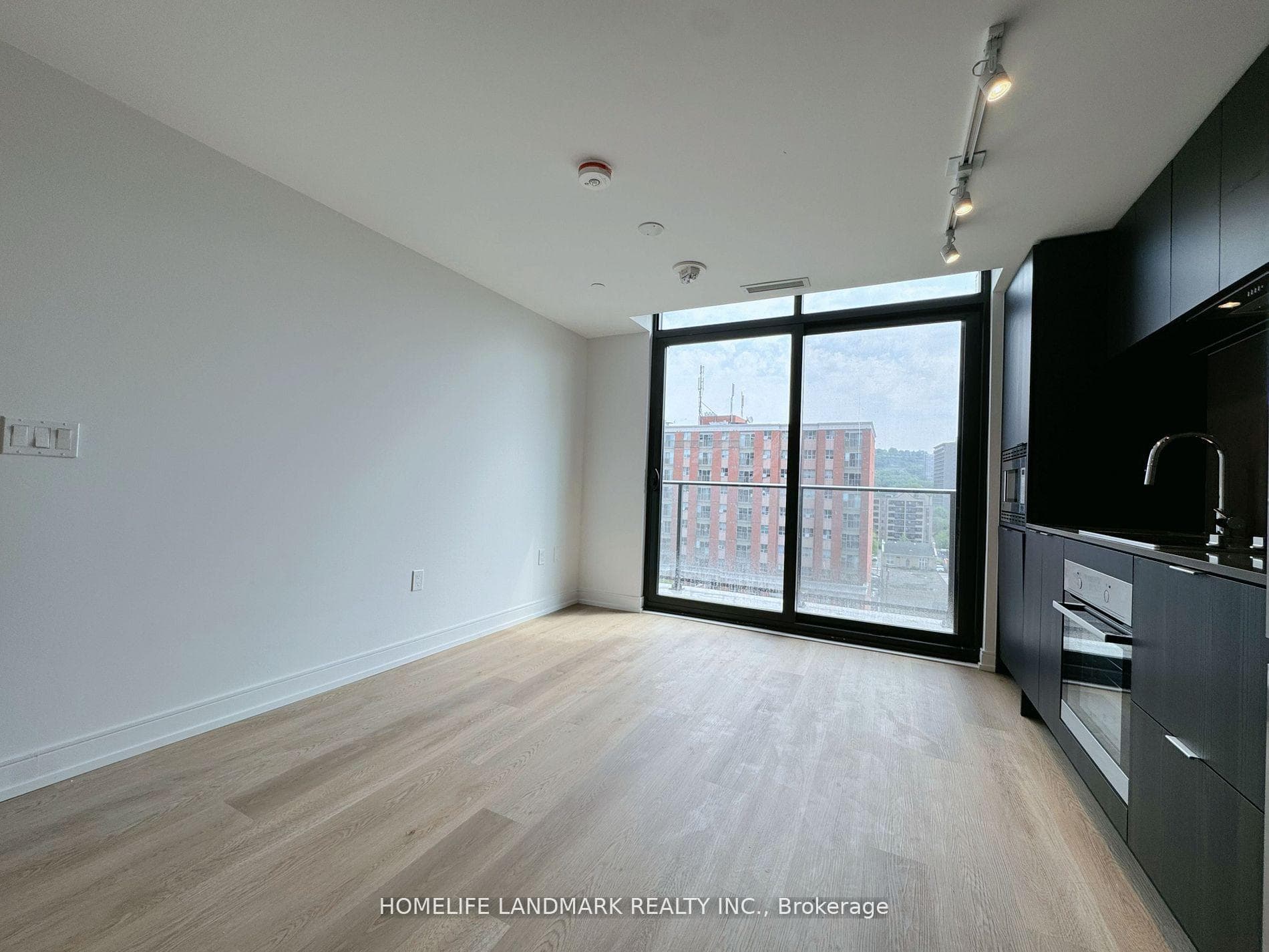 1 Jarvis Street Unit 909 photo 8
