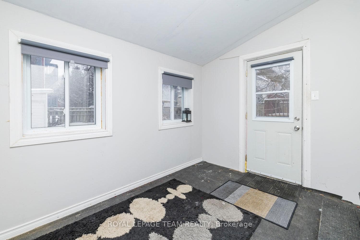 471 PARKDALE Avenue photo 34