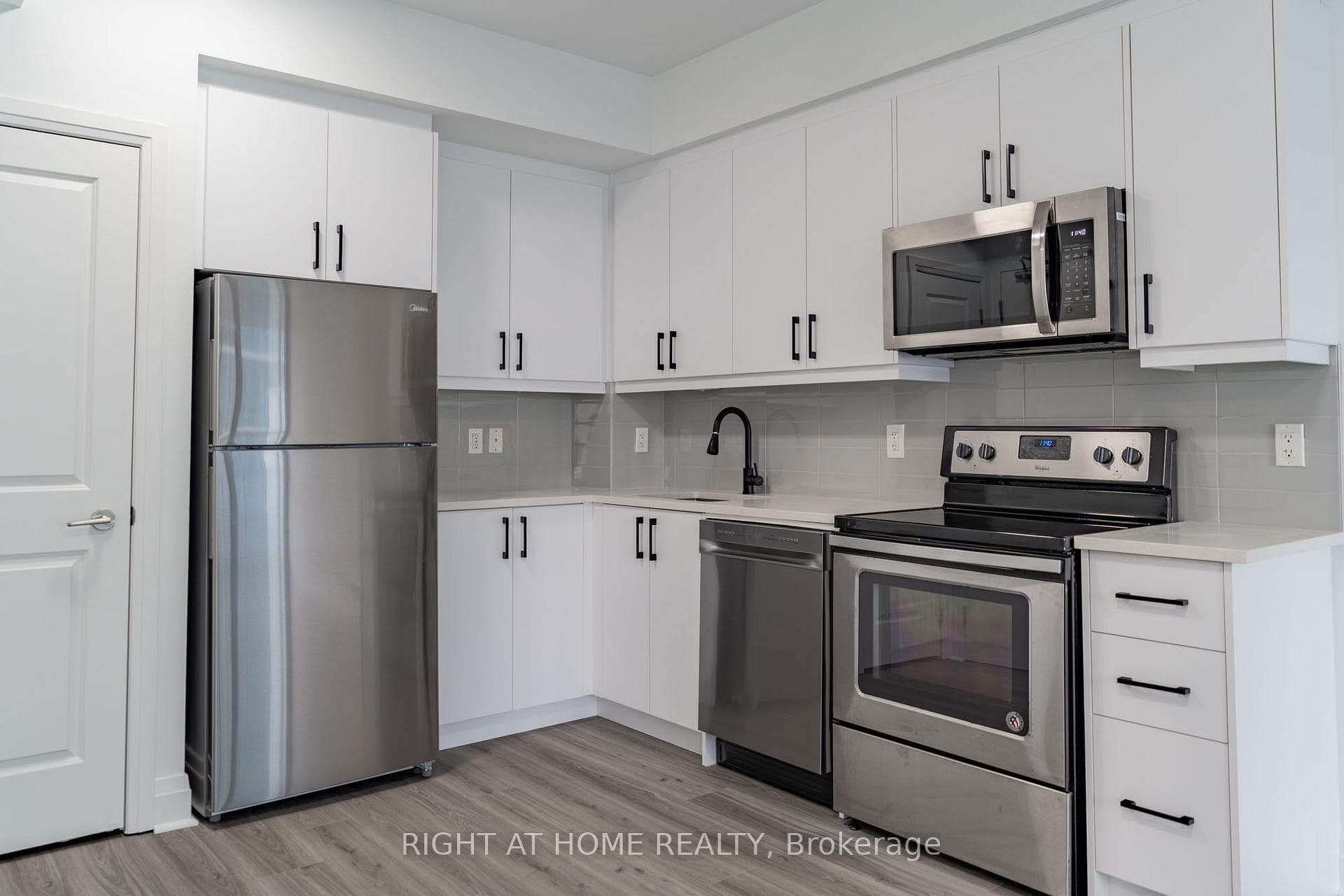 15 Zorra Street Unit 901 photo 12