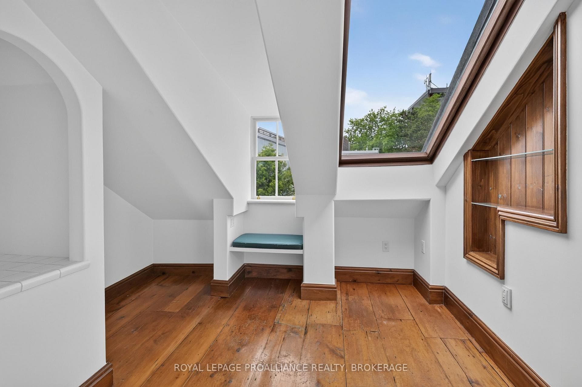 12 Rideau Street photo 22