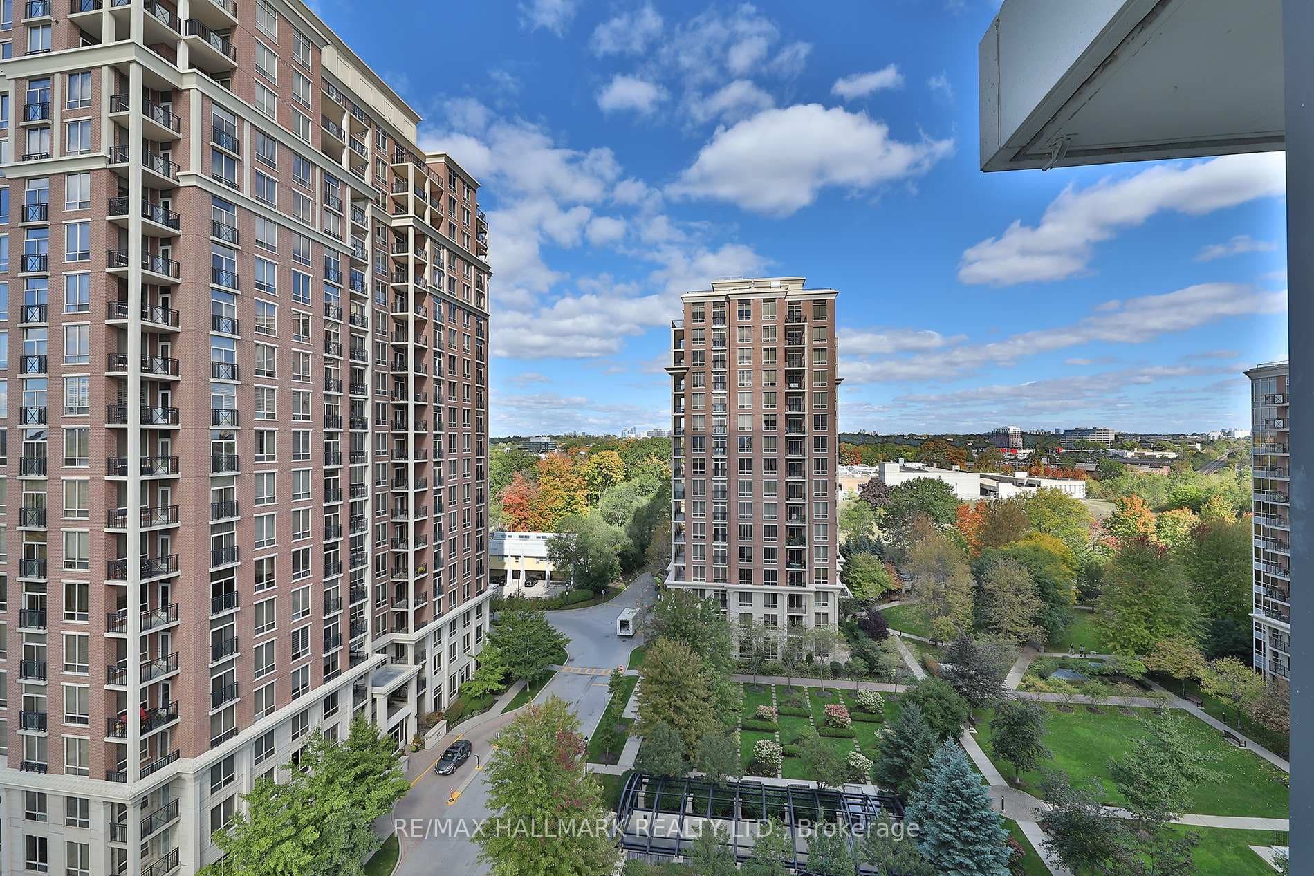 20 Inn on the Park Drive Unit 1037 photo 32