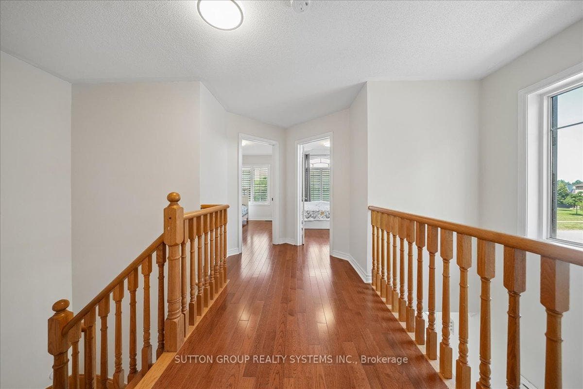 3348 Sunlight Street photo 26