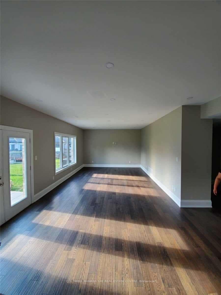 648 Park Road photo 8