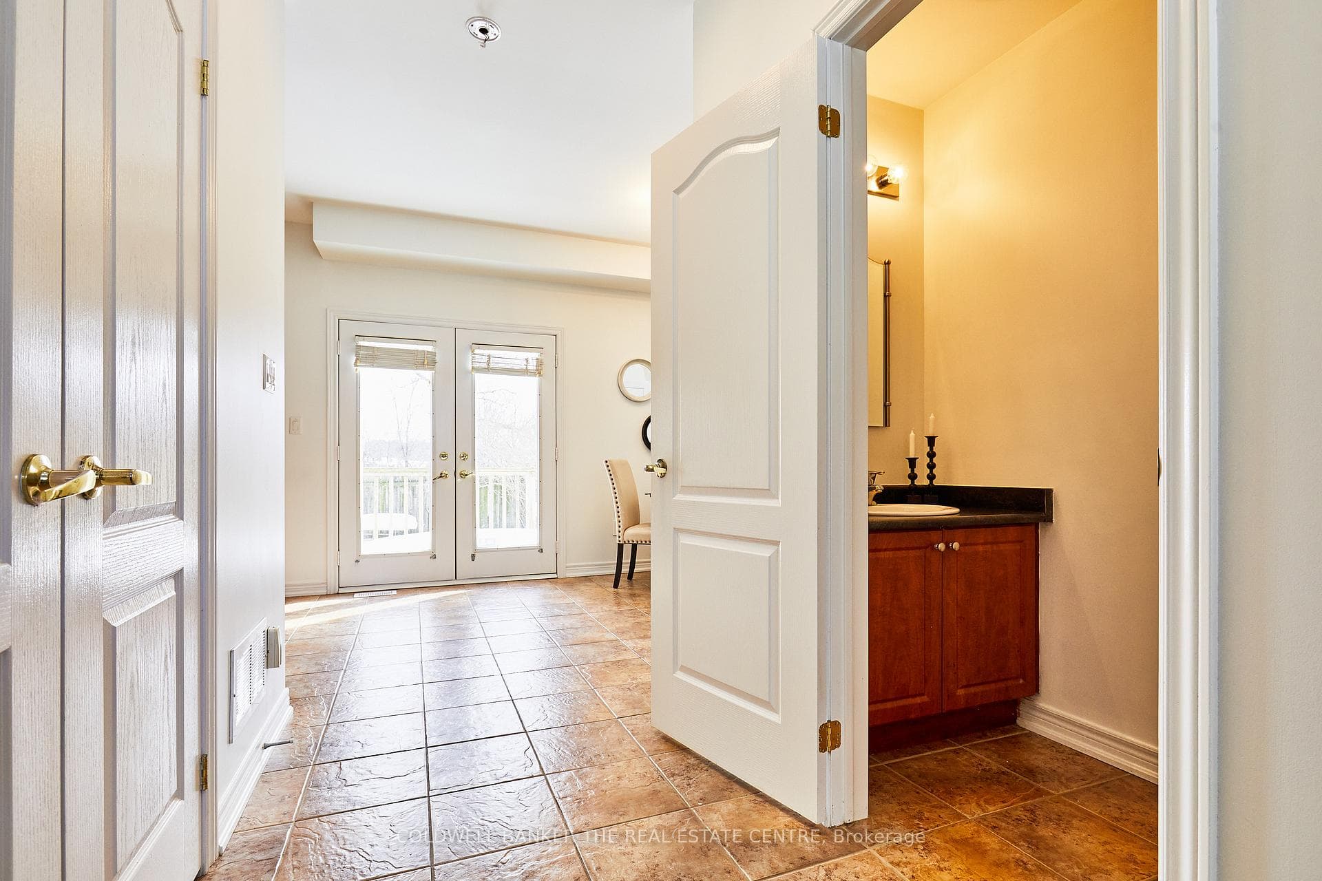 15 Windsor Drive photo 14