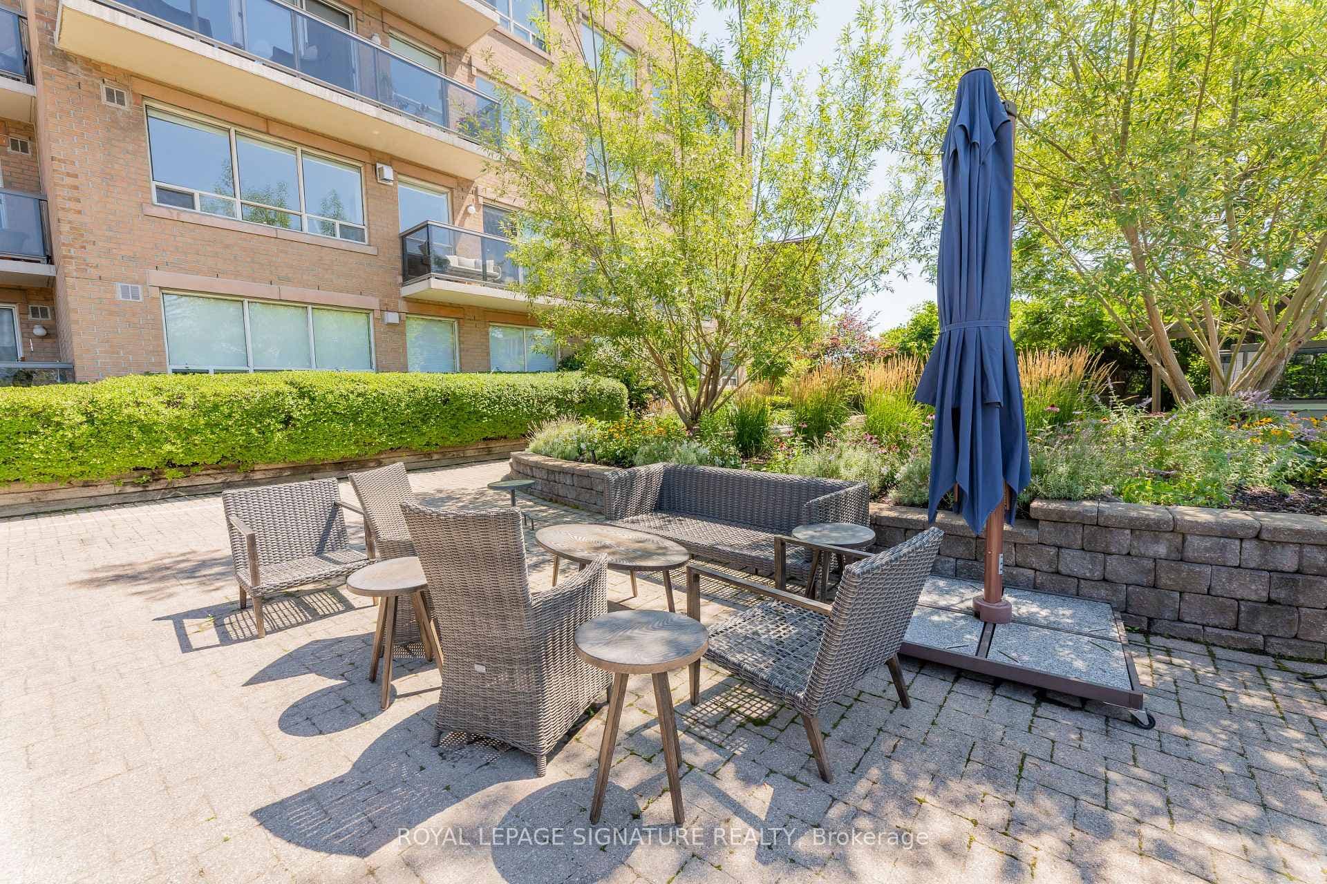 1818 Bayview Avenue Unit 401 photo 12