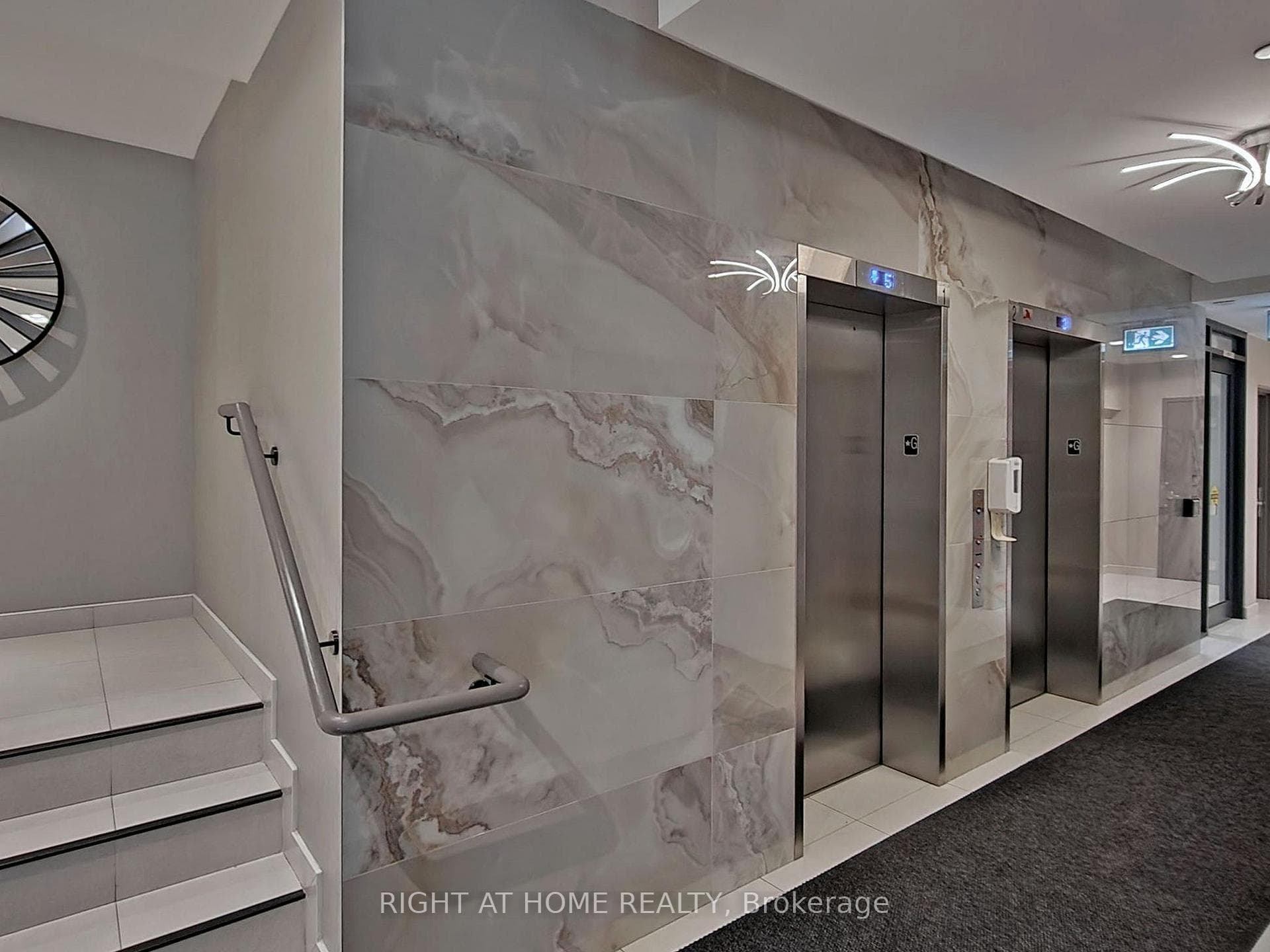 741 Sheppard Avenue Unit 610 photo 7