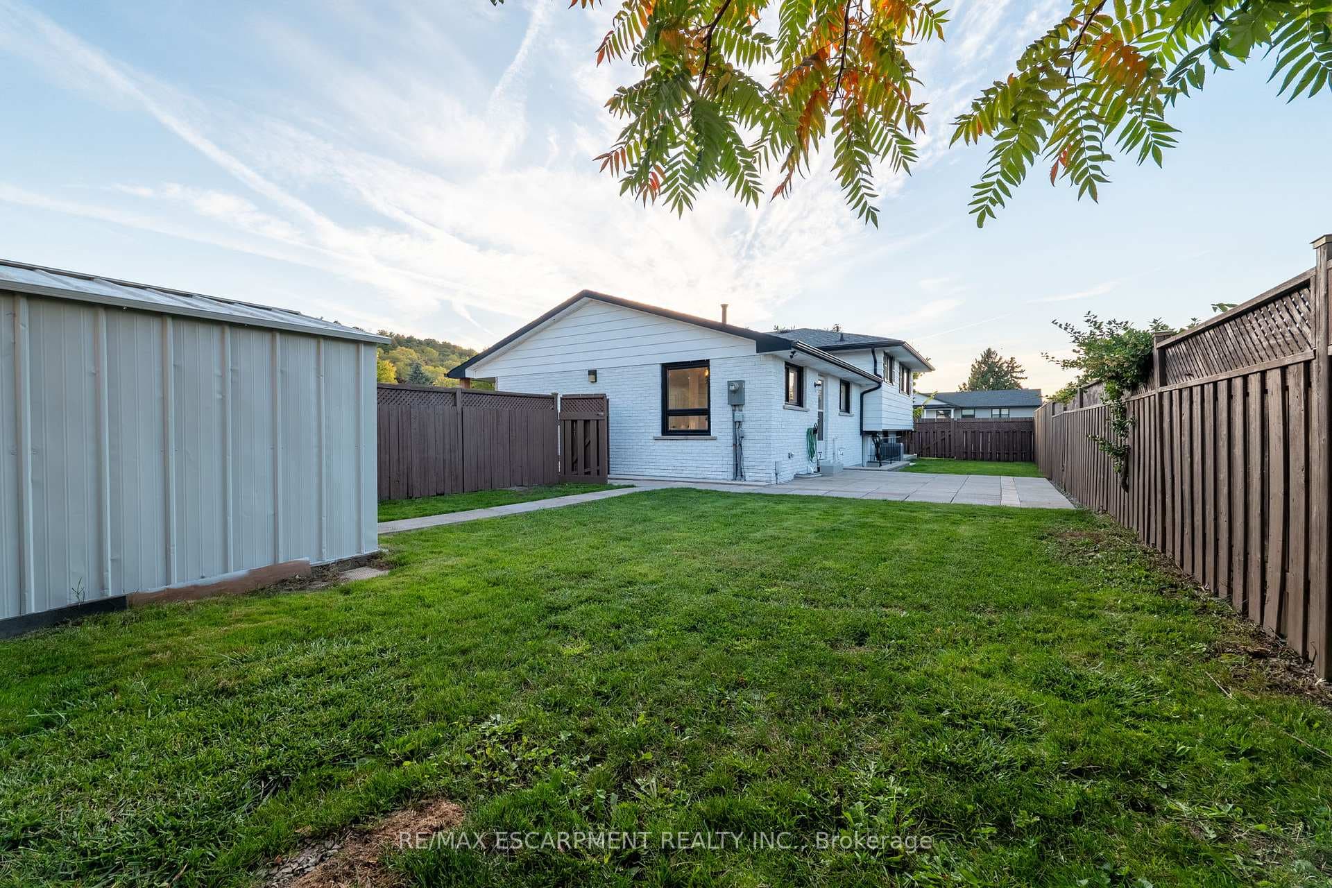 52 Stoney Brook Drive photo 40