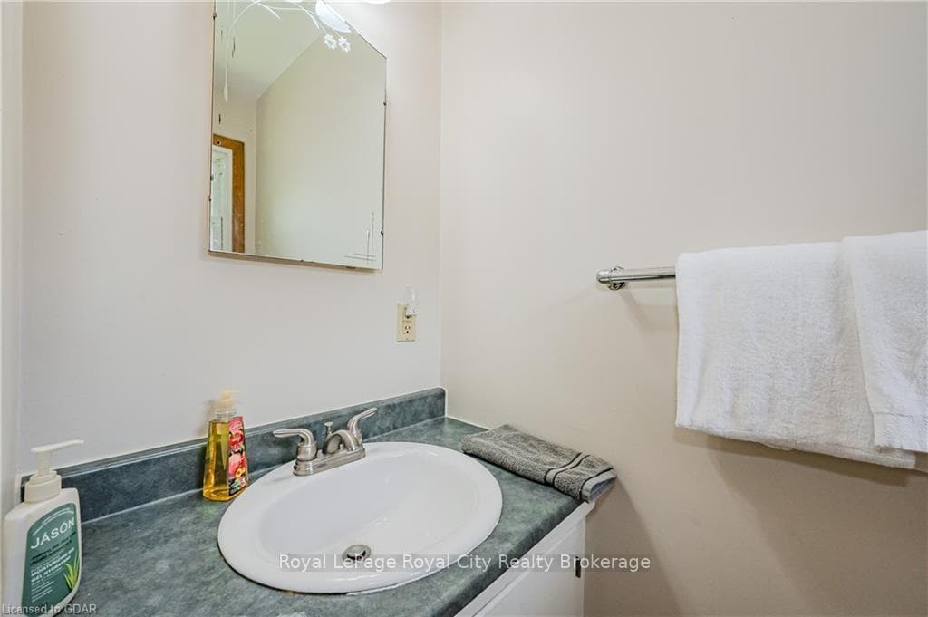 21 ST CATHARINE Street photo 17