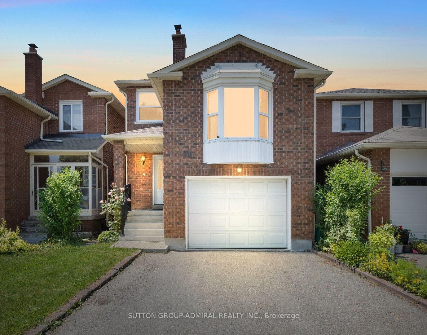 28 White Boulevard photo 1