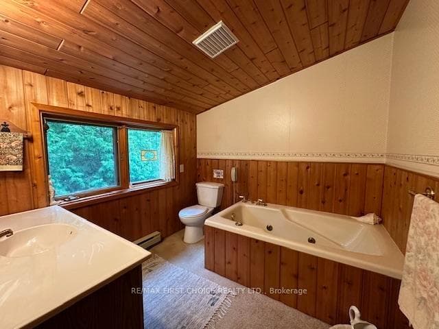 2049 Sunnyside Beach Road photo 18