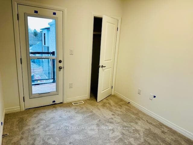 150 Glendale Avenue Unit 58 photo 7