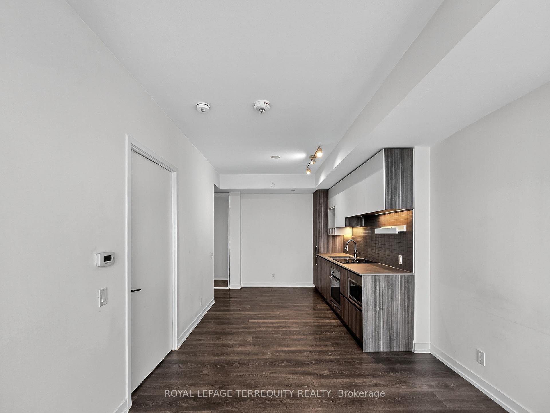 898 Portage Parkway Unit 3711 photo 17