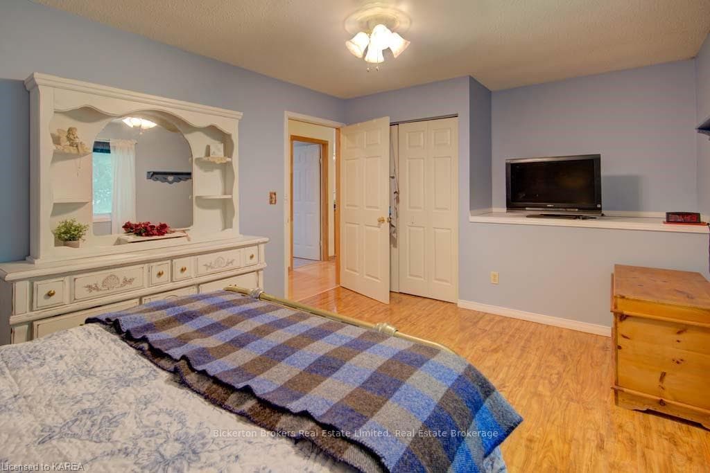 144 DARLINGSIDE DR Drive photo 9