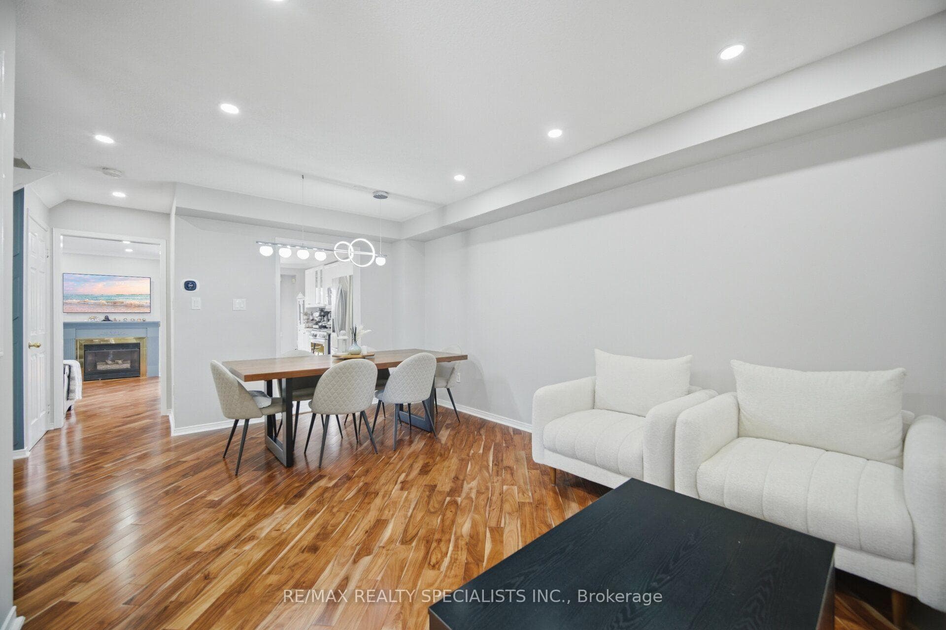 5230 Glen Erin Drive Unit 119 photo 14