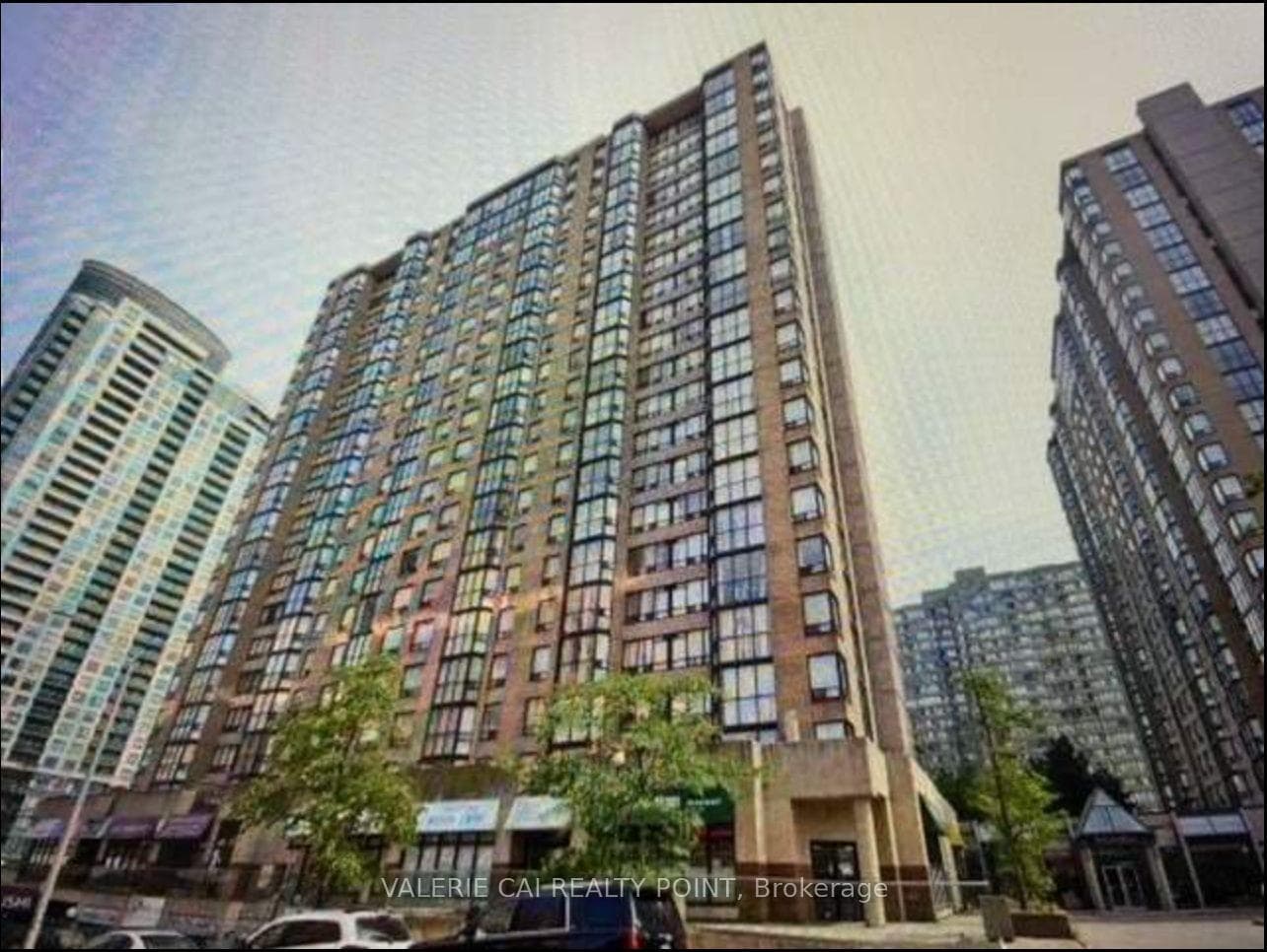 265 Enfield Place Unit 709 photo 1
