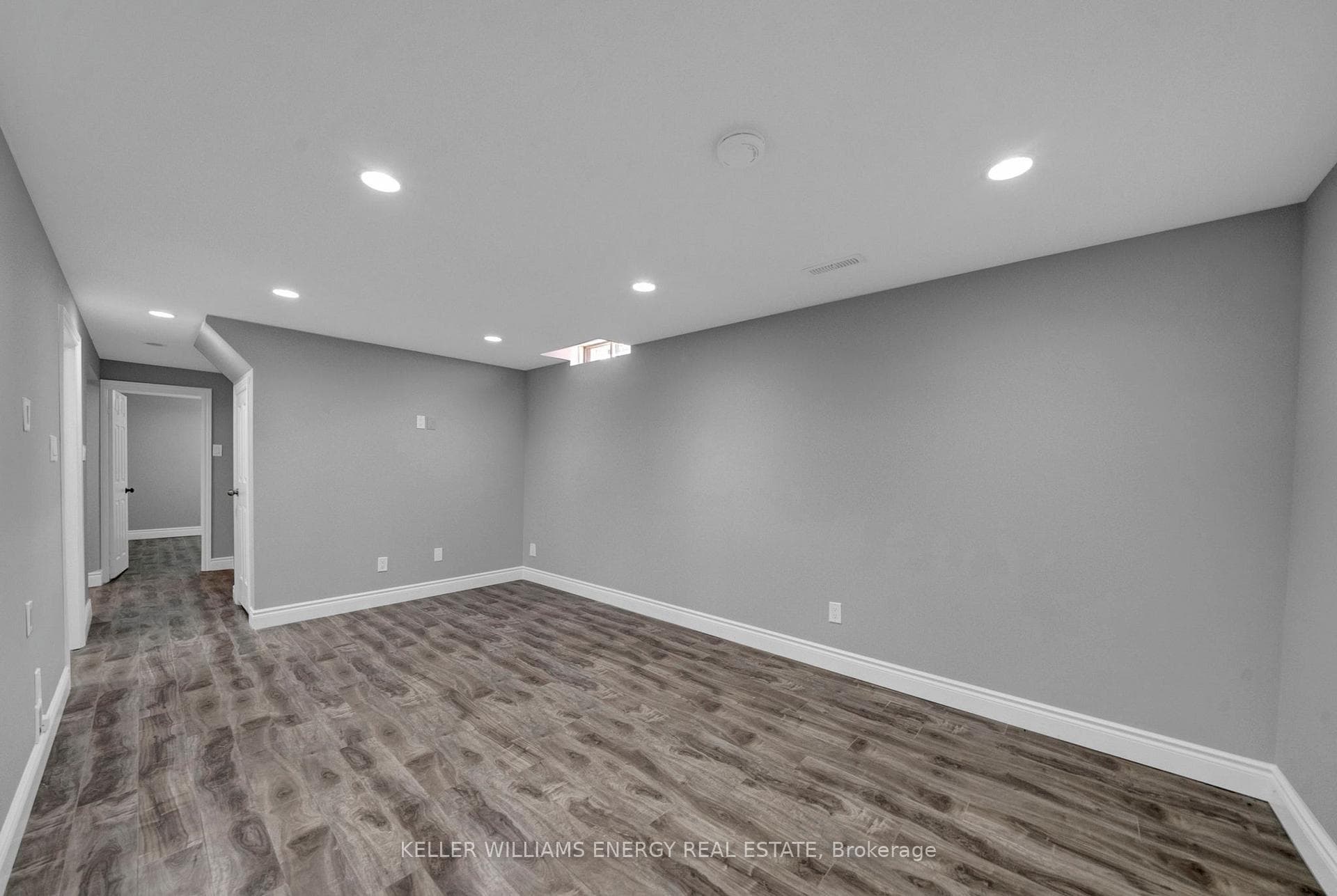 1137 Norman Crescent Unit Lower photo 26