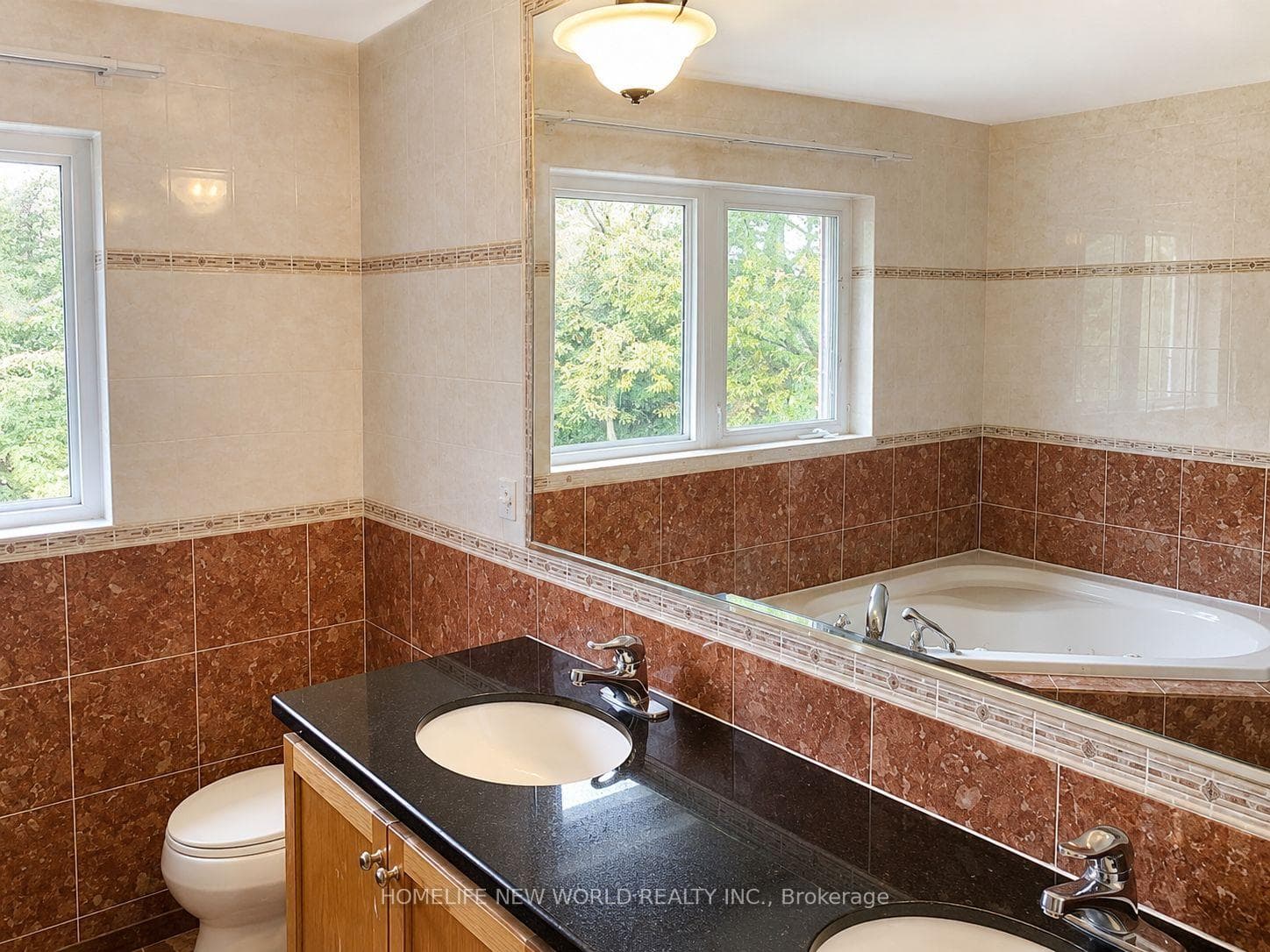 63 Lehar Crescent photo 6