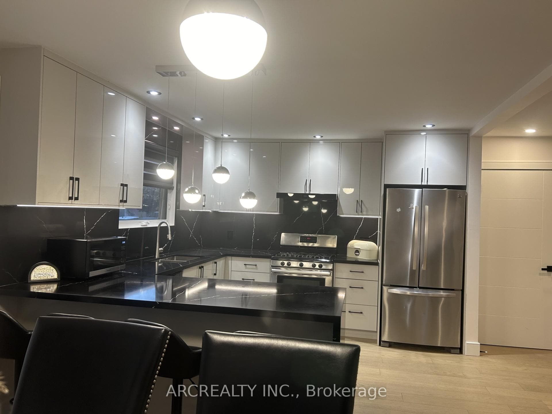 119 Wood Lane photo 13