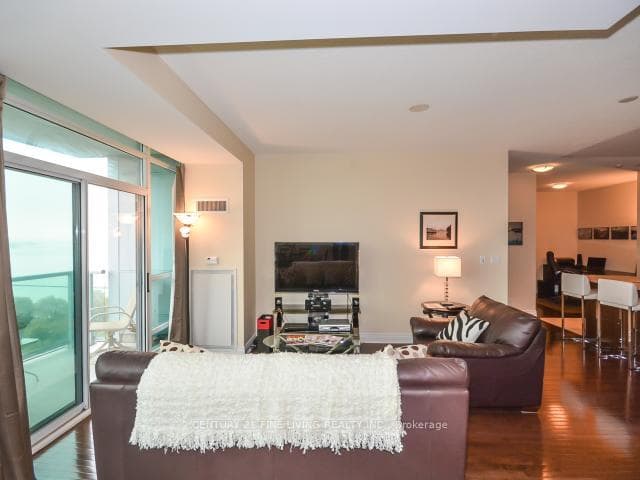 1910 Lake Shore Boulevard Unit 1504 photo 10